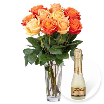10 Premium-Ecuador-Rosen in Apricot-Orange  von Valentins auf blumen.de