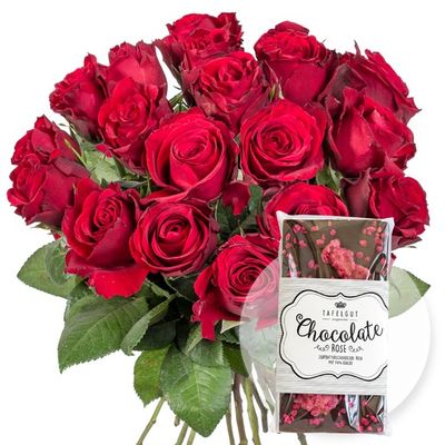 18 rote Rosen  von Valentins auf blumen.de