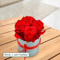 4 rote haltbare Rosen  von FloraPrima auf blumen.de