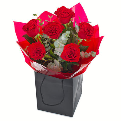 6 Rote Rosen von EuroFlorist auf blumen.de