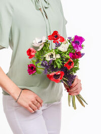 Anemonen und Strandflieder von Fleurop auf blumen.de