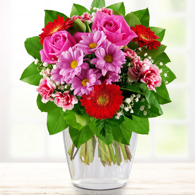 Blumenstrauß Bella von Bluvesa auf blumen.de
