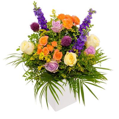 Blumenstrauß Frühsommersgruß von FloraPrima auf blumen.de