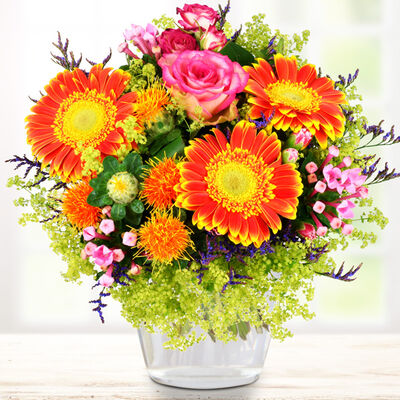 Blumenstrauß Sommerwiese von Bluvesa auf blumen.de