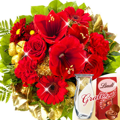 Blumenstrauß Weihnachtsstern & Lindt Lindor von FloraPrima auf blumen.de