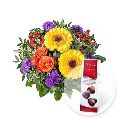 Bolero und Pralinen-Herzen von Valentins auf blumen.de