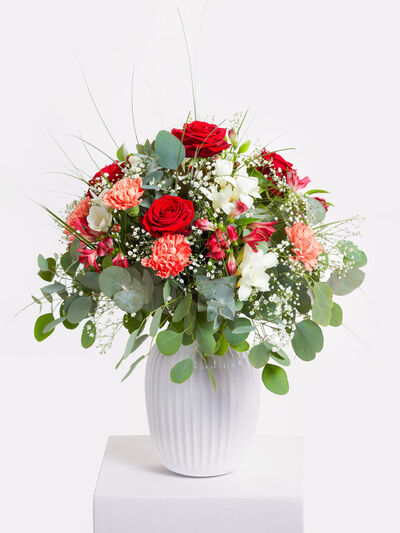 Eukalyptus und Rosen von Fleurop auf blumen.de