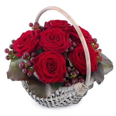 Korb mit Rosen von EuroFlorist auf blumen.de