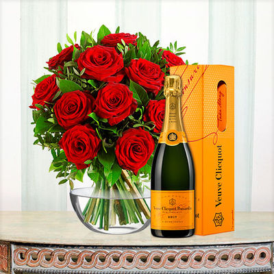 Romantico mit Veuve Clicquot  von Blume2000.de auf blumen.de