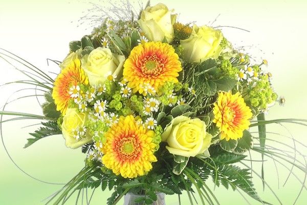 Rosenstrauß - Summertime von Rosenbote.de auf blumen.de