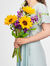 Sonnenblumen und Levkojen von Fleurop auf blumen.de