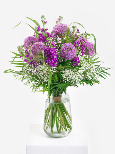 Strauß mit Allium von Fleurop auf blumen.de