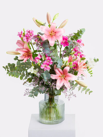 Strauß mit Lilien in Rosa von Fleurop auf blumen.de