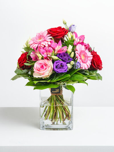 Strauß mit roten Rosen von Fleurop auf blumen.de