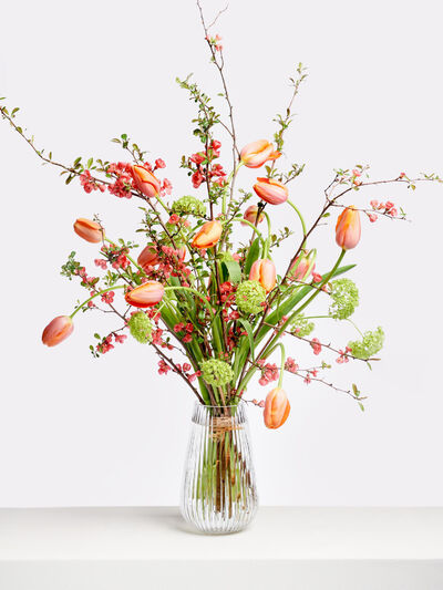 Strauß mit Tulpen von Fleurop auf blumen.de