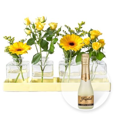 Vasen-Set mit gelben Blüten von Valentins auf blumen.de